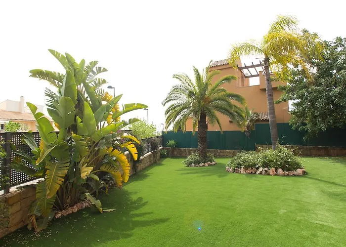 Altos De 마르베야