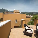 Villa Altos De *