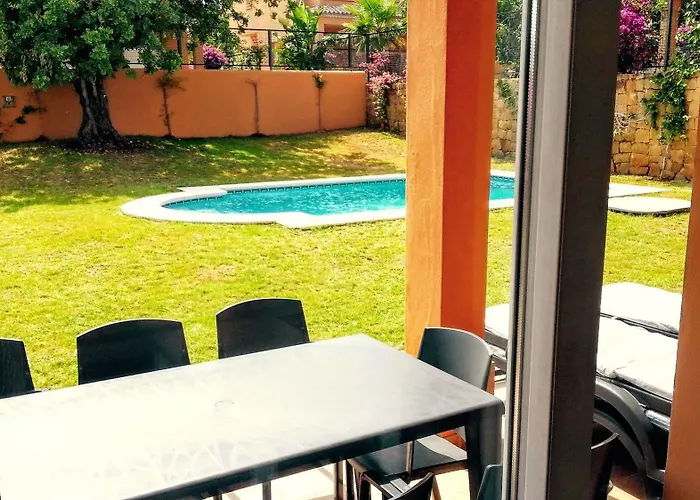 Altos De Βίλα *