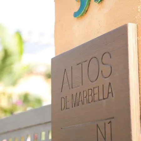 וילה Altos De *